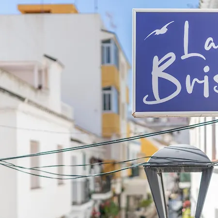 Brisas מלון אסטפונה